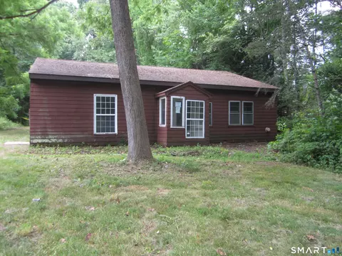 1 Barstow Rd, Lebanon, CT 06249