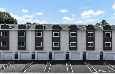 33 Main St #8, Meriden, CT 06451