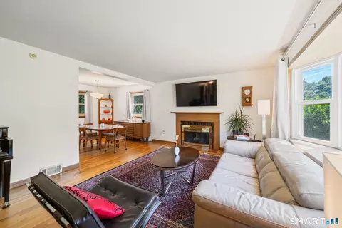 Living - 26 Corbin Rd, Hamden, CT 06517 photo 1 of 2