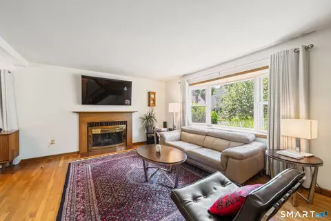 Living - 26 Corbin Rd, Hamden, CT 06517 photo 2 of 2
