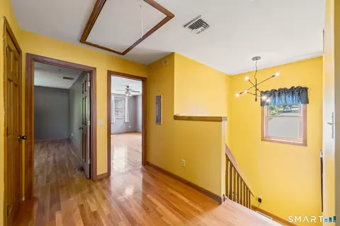 Entry Way - 26 Corbin Rd, Hamden, CT 06517 photo 1 of 1