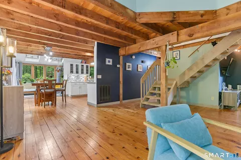 Entry Way - 99 Cook Rd, Prospect, CT 06712 photo 3 of 4