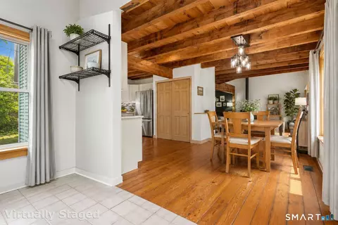 Entry Way - 99 Cook Rd, Prospect, CT 06712 photo 1 of 4