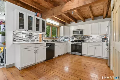 Kitchen - 99 Cook Rd, Prospect, CT 06712 photo 1 of 3