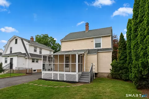 Exterior - 181 Brimfield Rd, Wethersfield, CT 06109 photo 4 of 4