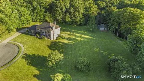 Exterior - 49 Partridge Ln, Middletown, CT 06457 photo 7 of 7