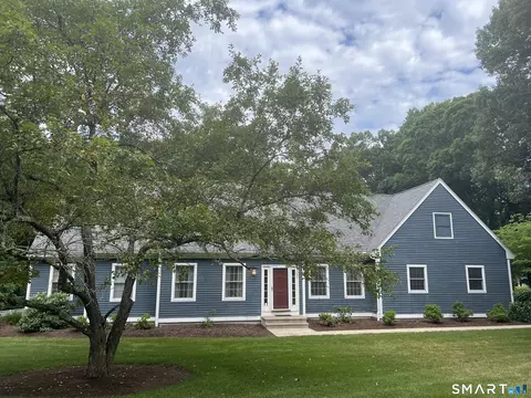 88 Lawlor Rd, Tolland, CT 06084