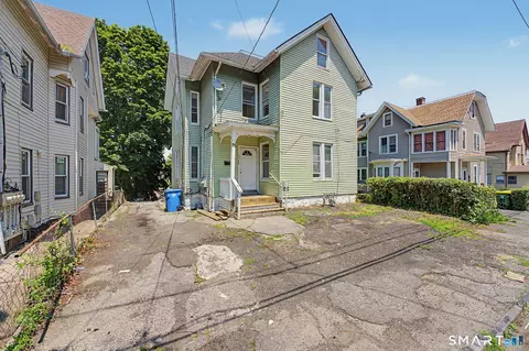 75 Wood St, Waterbury, CT 06704
