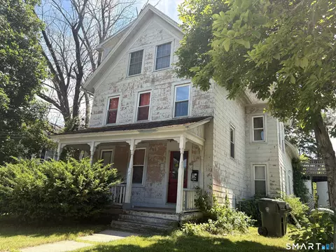14 Carey St, Willimantic, CT 06226