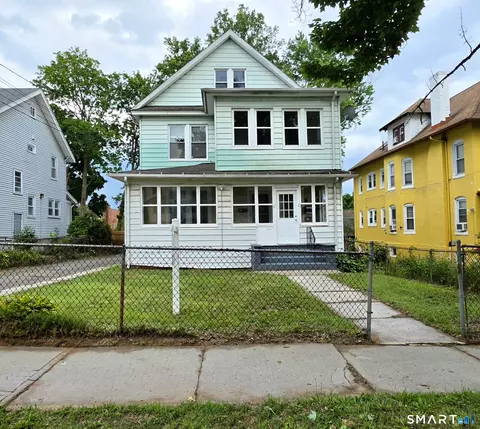 21-23 Sharon St, Hartford, CT 06112