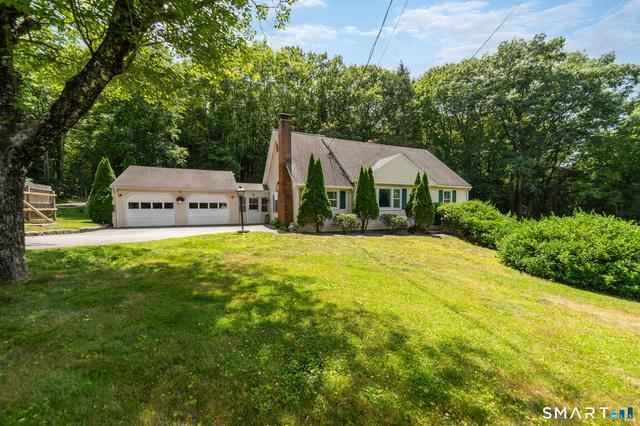 67 Birdsview Ave, New Hartford, CT 06057