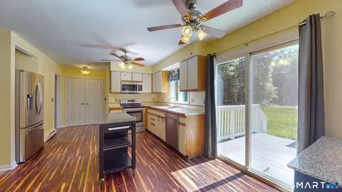 Kitchen - 382 Cold Spring Dr, Westbrook, CT 06498 photo 1 of 5
