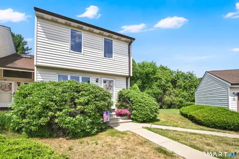 3 Foncine Ln #5, South Windsor, CT 06074