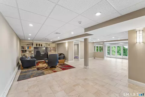 Living - 8 Horseshoe Ridge Rd, Sandy Hook, CT 06482 photo 3 of 3