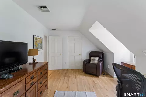 Bedroom - 8 Horseshoe Ridge Rd, Sandy Hook, CT 06482 photo 5 of 6