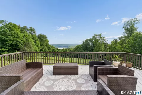 Exterior - 8 Horseshoe Ridge Rd, Sandy Hook, CT 06482 photo 3 of 6