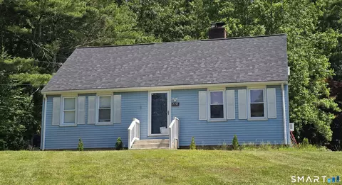 77 Christy Hill Rd # R, Gales Ferry, CT 06335