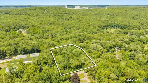 203 Iron St, Ledyard, CT 06339 photo 6