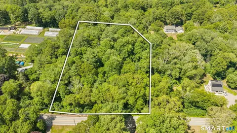 203 Iron St, Ledyard, CT 06339 photo 4