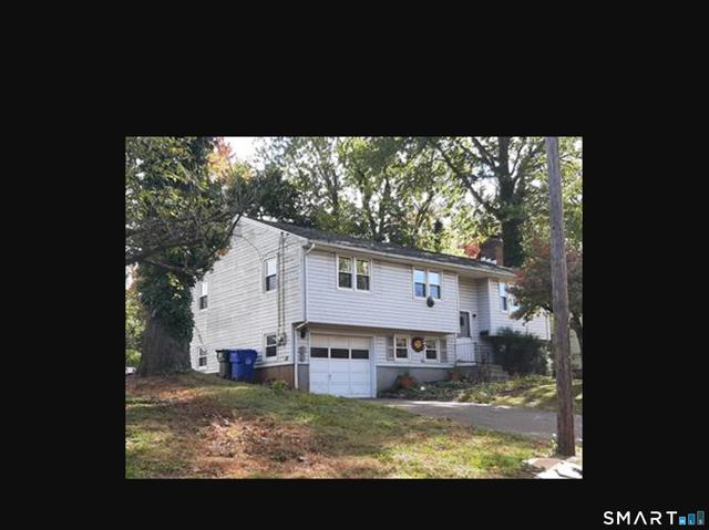 34 Berkeley Pl, Newington, CT 06111