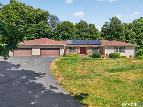 269 Black Hill Rd, Plainfield, CT 06374
