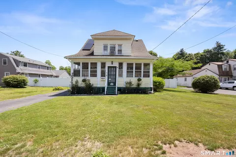 62 Farmington Ave, Plainville, CT 06062