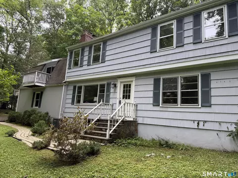 26 Buck Hill Rd, Ridgefield, CT 06877