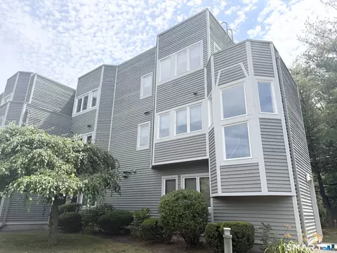 1414 Whitney Ave #G3, Hamden, CT 06517