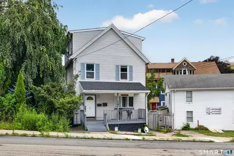 5 Manwaring St, New London, CT 06320