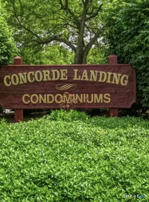 5 Concorde Way #B5, Windsor Locks, CT 06096