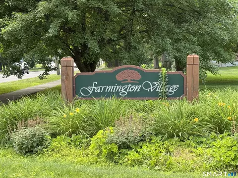 1660 Farmington Ave #12, Farmington, CT 06085
