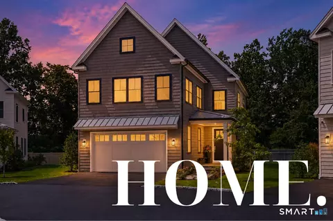 12 Argento Ln #12, Norwalk, CT 06851
