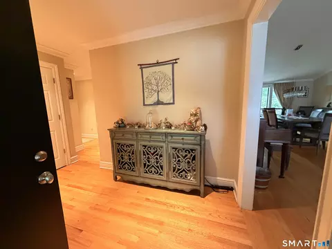 43 Applewood Ln #43, Avon, CT 06001