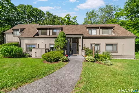 593 Heritage Vlg #D, Southbury, CT 06488