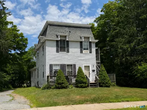 78 S Main St, Brooklyn, CT 06234