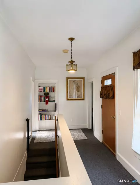 Entry Way - 78 S Main St, Brooklyn, CT 06234 photo 2 of 2
