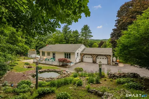 9 Mountain Rd, Riverton, CT 06065