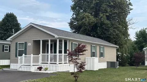 39 Greenlawn Dr #LOT 145, Danbury, CT 06810