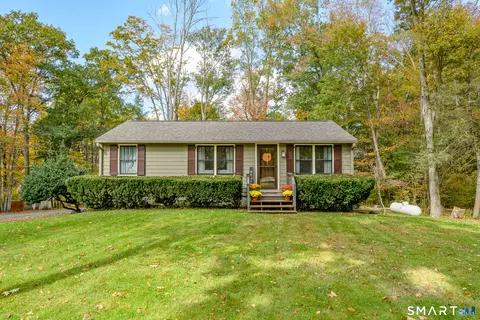 1629 Route 171, Woodstock, CT 06282