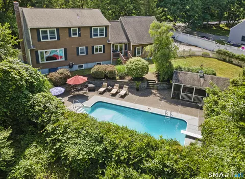 182 Stawicki Rd, North Grosvenor Dale, CT 06255