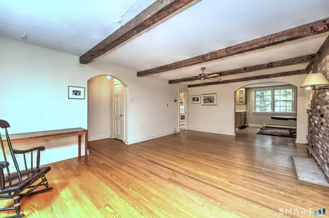 Living - 692 Elm St, Monroe, CT 06468 photo 2 of 5