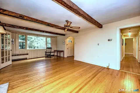 Living - 692 Elm St, Monroe, CT 06468 photo 1 of 5