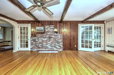 Living - 692 Elm St, Monroe, CT 06468 photo 3 of 5