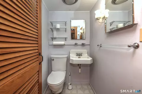 Bath - 692 Elm St, Monroe, CT 06468 photo 3 of 3