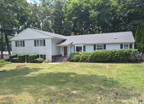 32 Arbor Rd, Stamford, CT 06903