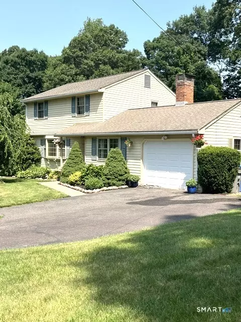 102 Ralph Rd, Manchester, CT 06042
