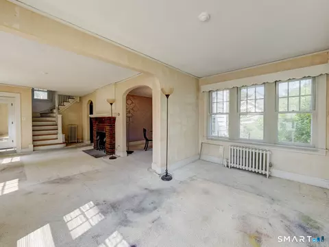 Living - 257 Walnut St, Willimantic, CT 06226 photo 4 of 4