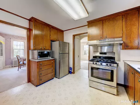 Kitchen - 257 Walnut St, Willimantic, CT 06226 photo 2 of 4
