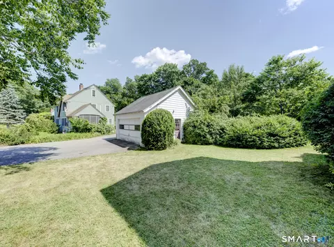 Exterior - 257 Walnut St, Willimantic, CT 06226 photo 7 of 8