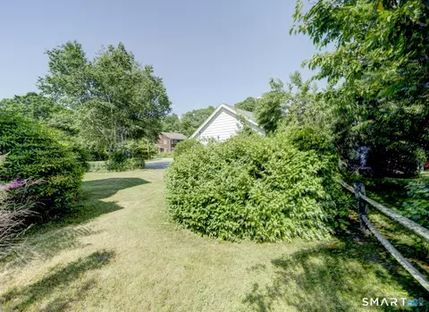 Exterior - 257 Walnut St, Willimantic, CT 06226 photo 6 of 8
